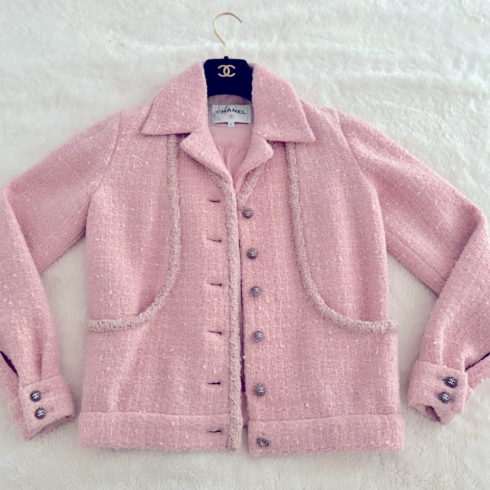 RARE pink/rose Chanel tweed Jacket